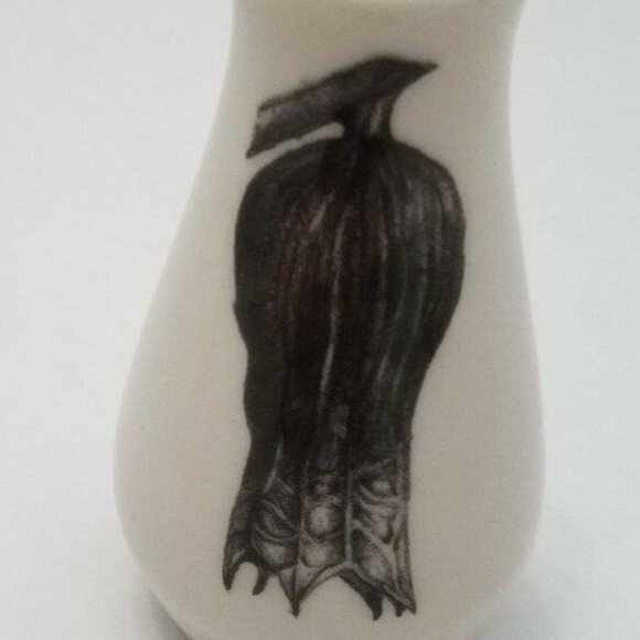 Laura Zindel Salt Shaker Ceramic Black Cream - Picture 1 of 9